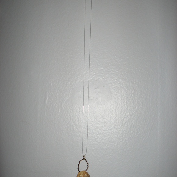 Triangle shaped Rock Necklace - Picture 3 of 3